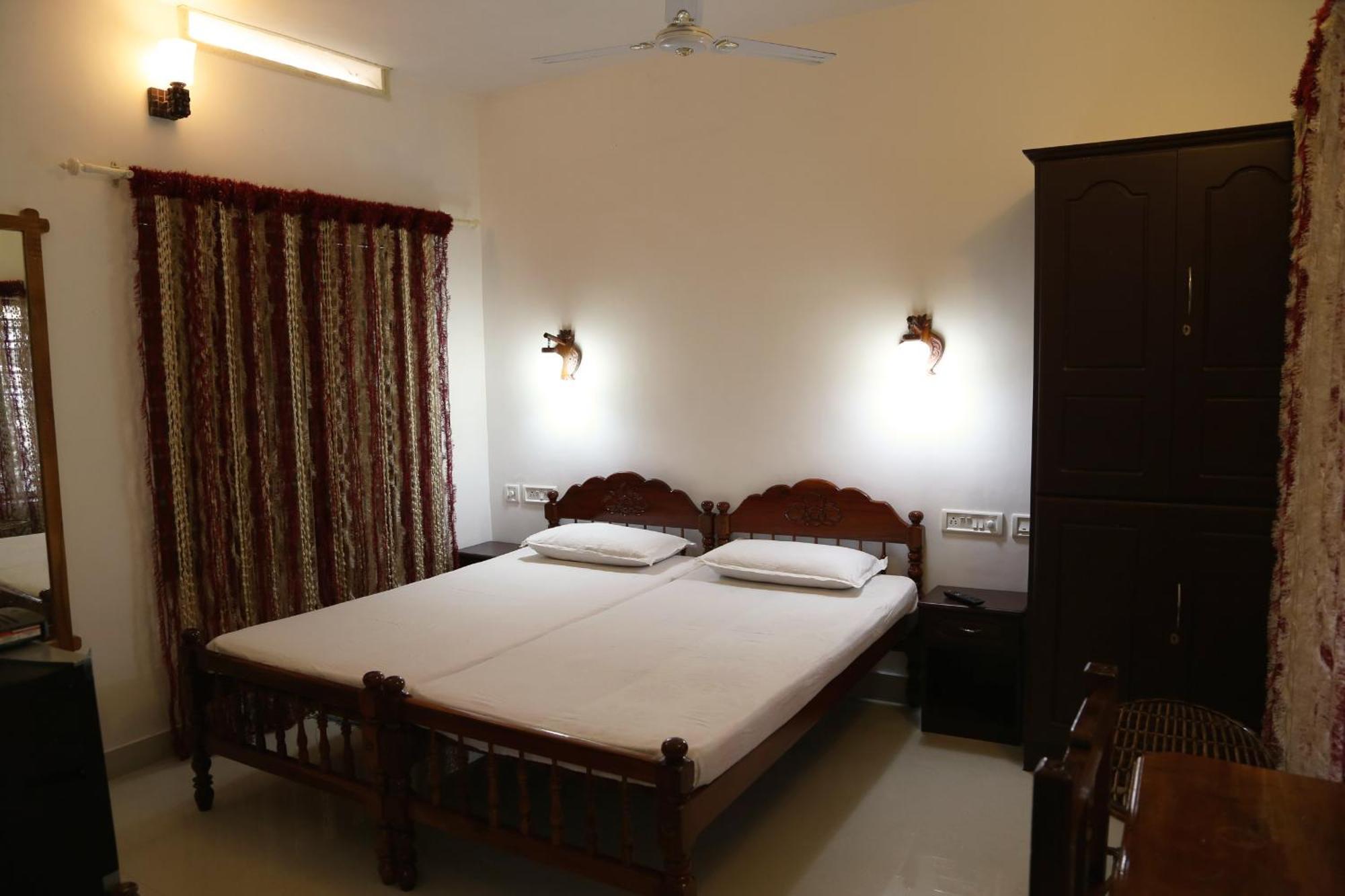 Sangeeth Beach Resort Kovalam Exterior photo